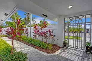 201 SE 11th St, Pompano Beach, FL 33060 - Photo 6