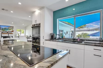 201 SE 11th Street, Pompano Beach, FL 33060 - Photo 10