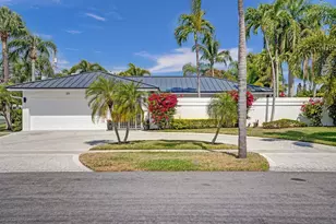 201 SE 11th St, Pompano Beach, FL 33060 - Photo 2