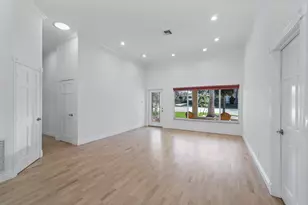 201 NE 4th St, Boca Raton, FL 33432 - Photo 32