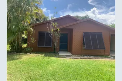 558 SE 28th Avenue, Boynton Beach, FL 33435 - Photo 2