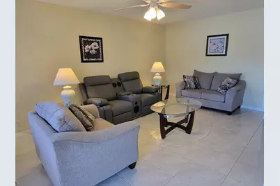 1050 SW 11th Street #L2, Hallandale Beach, FL 33009 - Photo 2