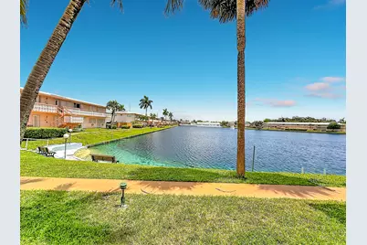 1050 SW 11th Street #L2, Hallandale Beach, FL 33009 - Photo 18