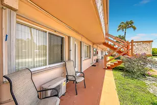 1050 SW 11th St, Hallandale Beach, FL 33009 - Photo 16