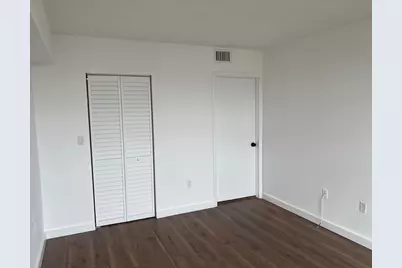 2055 SW 122nd #219, Miami, FL 33175 - Photo 8