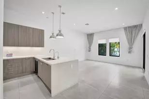 5939 Brookfield Cir W, Hollywood, FL 33312 - Photo 6