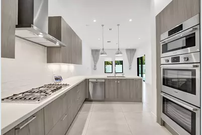 5939 Brookfield Circle W, Hollywood, FL 33312 - Photo 8