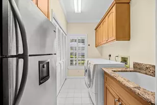 7362 Pine Creek Way, Port Saint Lucie, FL 34986 - Photo 12