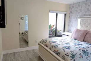 400 Club Cir, Boca Raton, FL 33487 - Photo 6