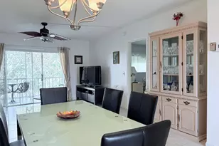 1055 Country Club Dr, Margate, FL 33063 - Photo 8