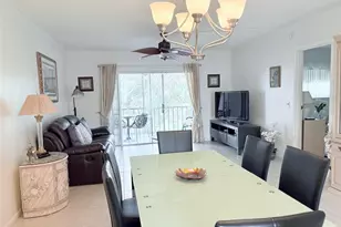 1055 Country Club Dr, Margate, FL 33063 - Photo 6