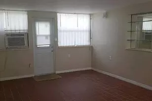 2490 NW 91st St, Miami, FL 33147 - Photo 6