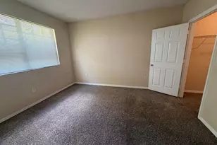 11601 SW 2nd St, Pembroke Pines, FL 33025 - Photo 12