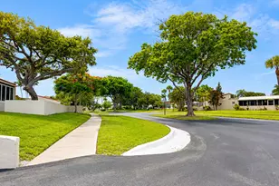 2601 Boundbrook Blvd, Palm Springs, FL 33406 - Photo 2