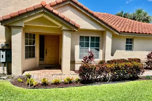 10840 Cypress Glen Dr, Coral Springs, FL 33071 - Photo 2