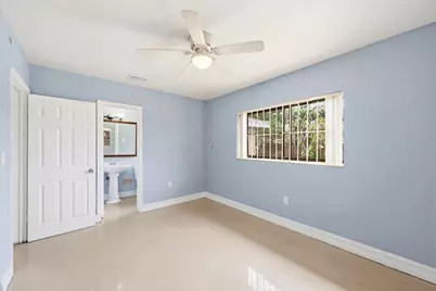 740 E Evanston Circle, Fort Lauderdale, FL 33312 - Photo 28