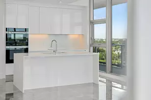220 Lake Shore Dr, Lake Park, FL 33403 - Photo 2