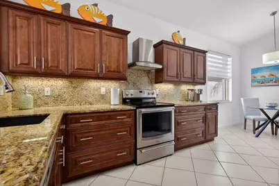 7116 Cataluna Circle, Delray Beach, FL 33446 - Photo 14