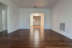 784 NE 81st St, Miami, FL 33138 - Photo 2