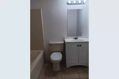 3650 N 56th Avenue #504, Hollywood, FL 33021 - Photo 8