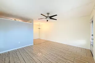 15610 NE 6th Ave, Miami, FL 33162 - Photo 10