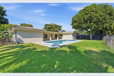 1430 NW 73rd Avenue NW, Plantation, FL 33313 - Photo 52