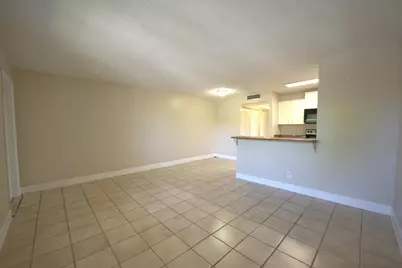 1523 Meadows Circle W, Boynton Beach, FL 33436 - Photo 4