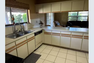 5511 SW 114th Avenue, Cooper City, FL 33330 - Photo 8