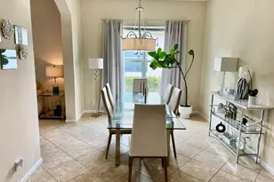 127 Palm Beach Plantation Blvd, West Palm Beach, FL 33411 - Photo 12