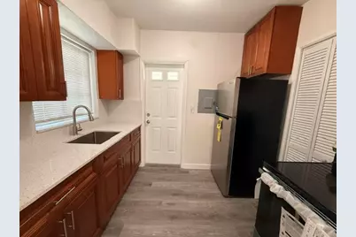 2802 SW 36th Avenue, Miami, FL 33133 - Photo 2