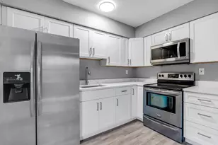 1523 SW 68th Way, North Lauderdale, FL 33068 - Photo 10