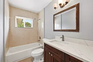740 E Evanston Circle E, Fort Lauderdale, FL 33312 - Photo 32