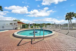 203 Lake Carol Dr, West Palm Beach, FL 33411 - Photo 22