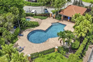 1726 Shoreside Cir, Wellington, FL 33414 - Photo 24