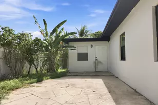 720 S 11th St, Lantana, FL 33462 - Photo 16