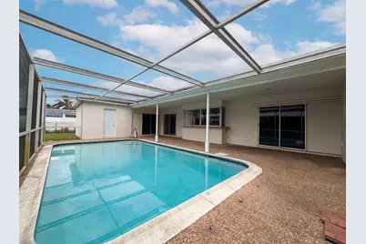7141 Harbour Boulevard, Miramar, FL 33023 - Photo 22