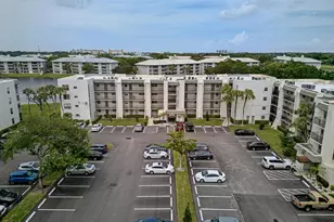 9420 Poinciana Pl, Davie, FL 33324 - Photo 2