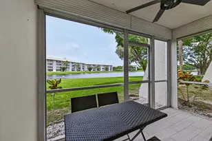 9420 Poinciana Pl, Davie, FL 33324 - Photo 30