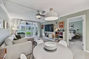 9420 Poinciana Pl, Davie, FL 33324 - Photo 18