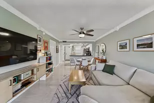 9420 Poinciana Pl, Davie, FL 33324 - Photo 24
