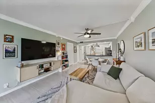 9420 Poinciana Pl, Davie, FL 33324 - Photo 22