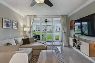9420 Poinciana Pl, Davie, FL 33324 - Photo 26