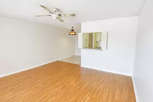 338 Camden O, West Palm Beach, FL 33417 - Photo 2