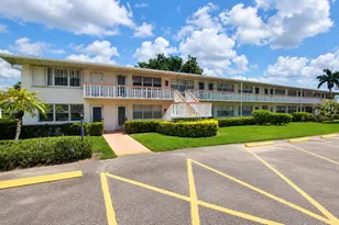 338 Camden O, West Palm Beach, FL 33417 - Photo 1