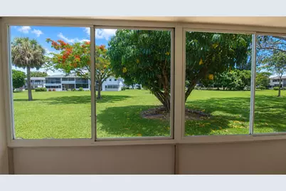 338 Camden O, West Palm Beach, FL 33417 - Photo 10