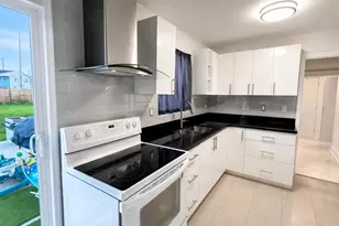 1545 S 24th Ct, West Palm Beach, FL 33404 - Photo 6