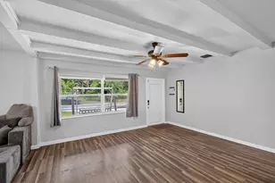 512 SE 1st St, Boynton Beach, FL 33435 - Photo 6