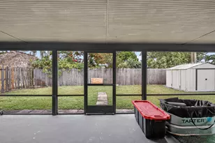 512 SE 1st St, Boynton Beach, FL 33435 - Photo 24