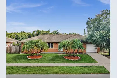 916 NW 3rd Terrace, Florida City, FL 33034 - Photo 1