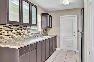 916 NW 3rd Terrace, Florida City, FL 33034 - Photo 18
